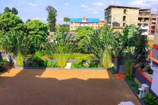 SHARON'S ONE BEDROOM APARTMENT With FREE PRIVATE PARKING,NEAR CONSERVANCY MERU COUNTY - 3