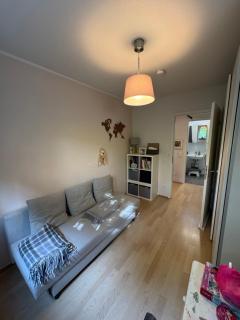 2BR Munich Apartment, Direct Train to Oktoberfest - 6