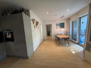2BR Munich Apartment, Direct Train to Oktoberfest - 4