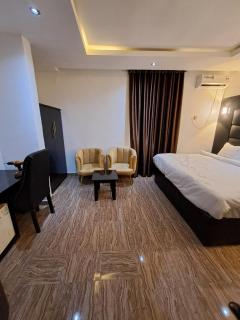 Gold Xclusive hotel and suites - 9
