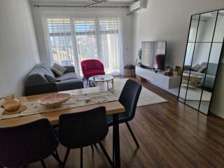 City Park Modern Apartment - 0