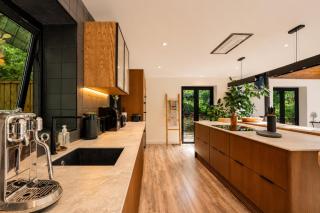 Architectural Woodland Spa Estate - 2 Hot Tubs - 1