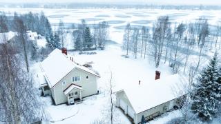 Private Riverside Villa with Sauna & Ice Swimming - 9