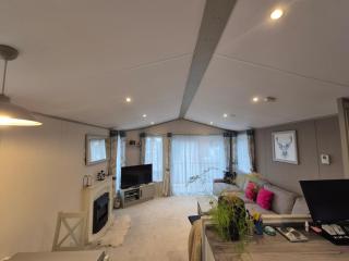 Charming 2 bed lodge in Beautiful Suffolk - 0