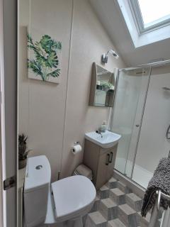 Charming 2 bed lodge in Beautiful Suffolk - 9