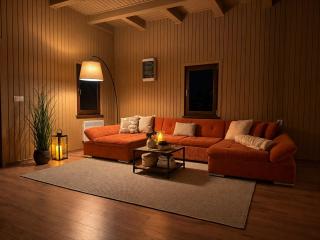 Everwood Lodge, Transylvania - 4
