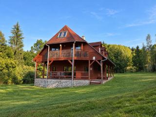 Everwood Lodge, Transylvania - 0