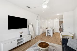 Modern 1BR near PGA and Universal Studios - 3