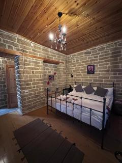 Sazali Boutique Hotel - 2