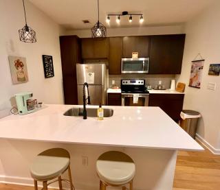 Stunning brand new South Austin condo 2 mi from DT - 7