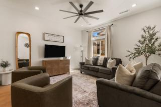 The Fish Bowl townhouse - 1