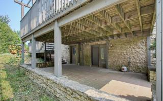 Ultra Luxury Estate Pool, Acres & Private Trails - 3