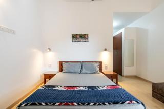 GoanHideaway Cuatro - Luxurious 2BHK 7 Mins to Baga Beach with Pvt Terrace - Arpora - 9