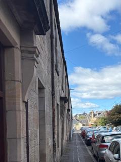 Moss Apartment, central Stirling - 9
