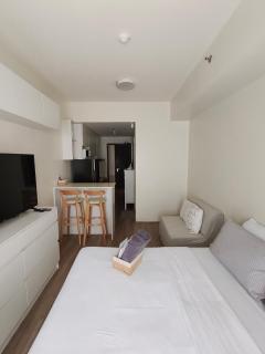 Modern Studio Near IT Park with Pool & Fast WiFi - The Median - 5