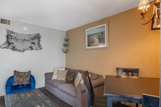 Oceanfront 1 bedroom Sand Dunes 2626 Sleeps 6 - 6