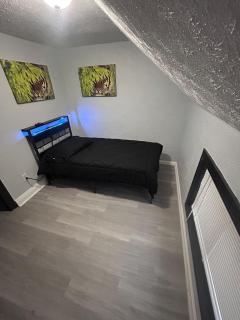 Modern Cleveland Retreat Near Downtown - 3