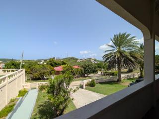 Tropical getaway 3 Bedrooms 2 Bath - 8