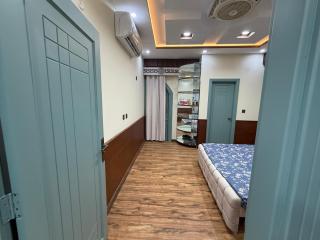 Modern Cozy Apartment Near Gulberg Greens - 4