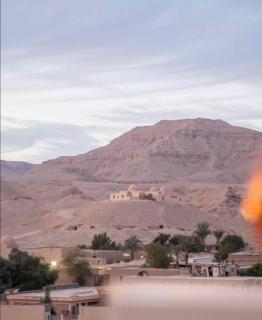 The desert house - 8