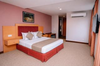 Jewels Hotel - 8