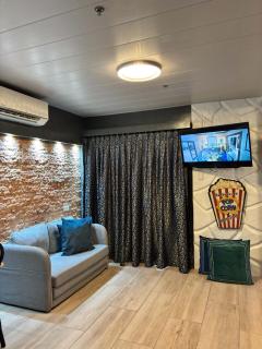 ClockWorkOrange Luxury Suites - 1