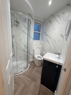Homely Away M1 - 4