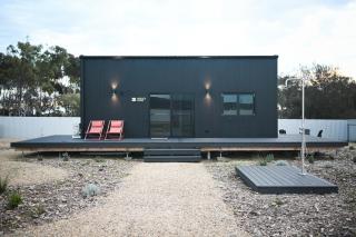 Unboxed Cabins - Silver Sands Beach - 9