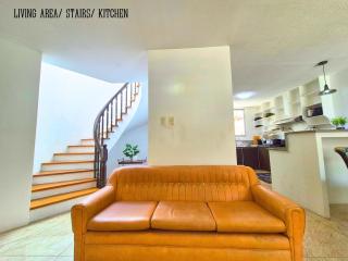 Spacious Home by Primehook - 0