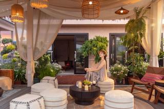 Carefree Garden Hotel Rooftop Garden Photo-Worthy -Brunch-Self-service Laundry Room-Free Fitness Center-Traditional Chinese Stove Tea Experience - 8