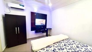 Lisdon Apartments - 1