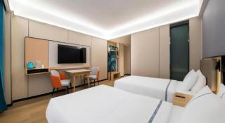 City Comfort Inn Huanggang Wuxue Bus Center - 9