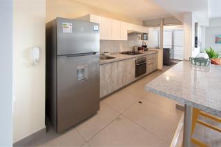 Spacious Modern 3BR in Av Javier Prado High-Rise - 2