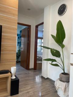 Bright 2BR Home, 5 min to Hoan Kiem Lake - 4