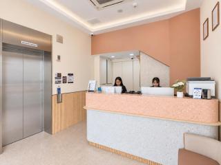 A Hotel Farrer Park - Newly Renovated - 8