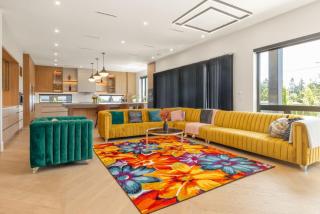 Premium Villa for Family Reunions & Wedding Stays - 9