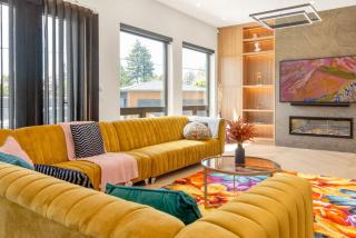 Premium Villa for Family Reunions & Wedding Stays - 2
