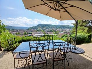 Maison tout confort - Vue exceptionnelle sur Ornans - 'gîte Charmont' - 8
