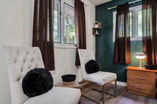 Forest Escape with Fire Pit, BBQ, Close to Downtown Huntsville - 9