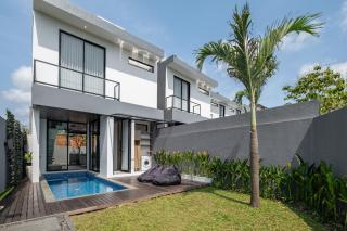 Private Villa Ayra 8F by OriVista 10min to Melasti Beach - 2