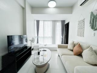 High-Floor Getaway at Mactan - 4