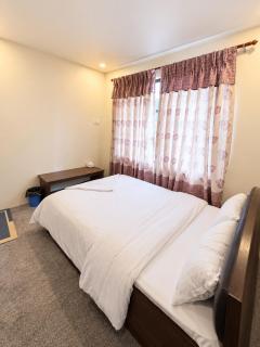 Hotel Sunflower Godawari - 9