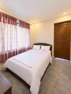Hotel Sunflower Godawari - 8