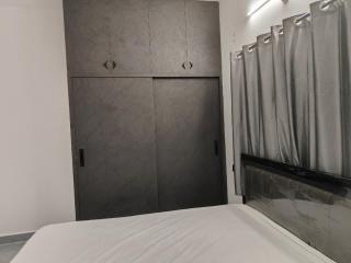 MoonLight Home Stays - Flat 401 - 5