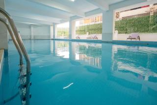 Classy 2 Bed Apartment-Gym Pool and Rooftop View - 7