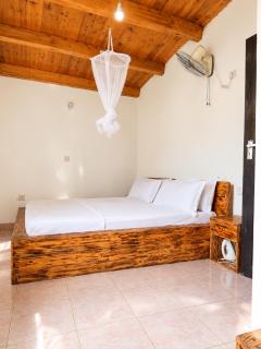 Diani Beach 1BR Steps from the Beach - 2