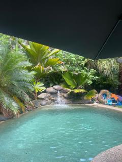 Rainforest Bungalow - 4