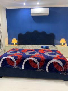 Self Check-in New Furnished Apartment Bahria Lahore - 3