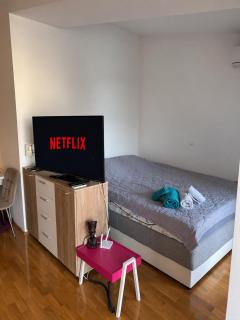 Urban Nest Skopje Cozy Apartment City Center - 6