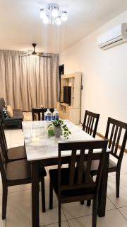 TF Luxe K-Avenue 2BR Pool View 2 Car Parks - 9